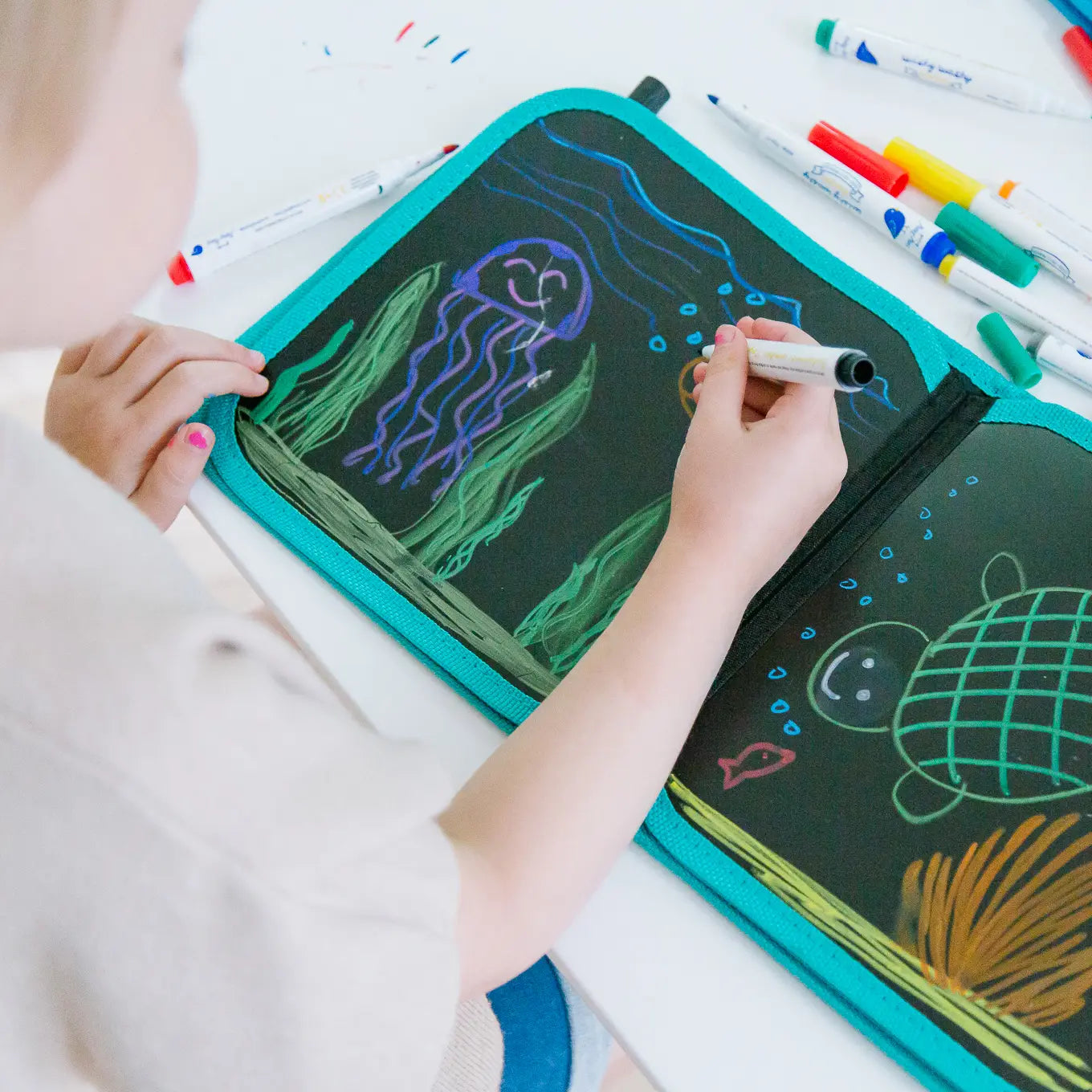 Jaq Jaq Bird Reusable Doodle Book