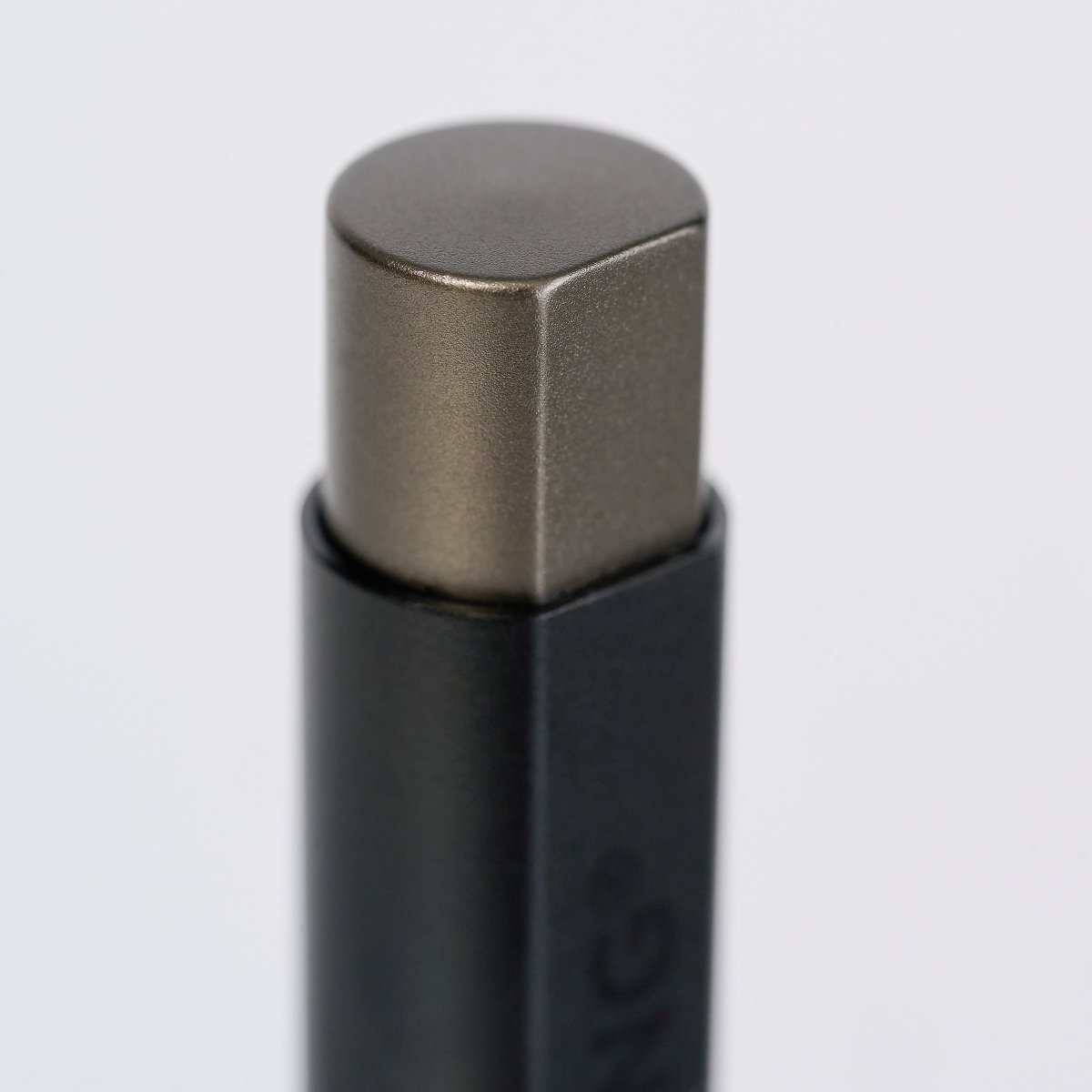 Blackwing - Aluminum Pen
