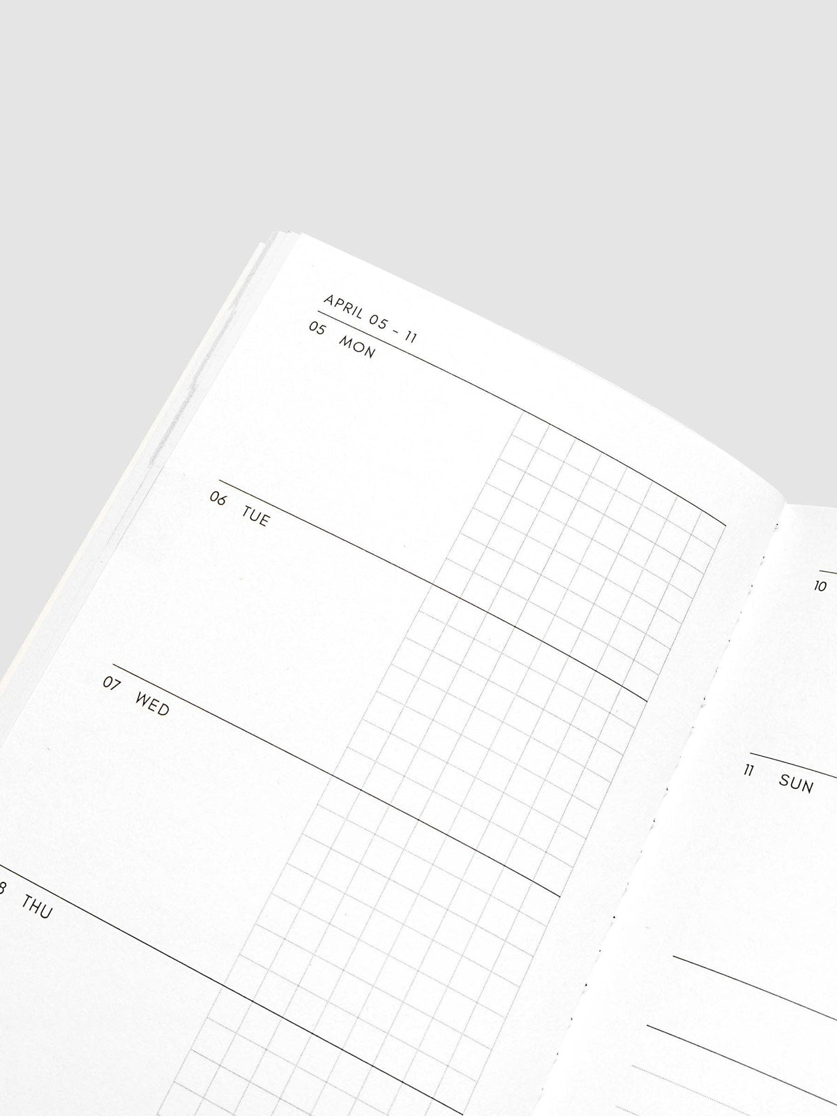 Cloth & Paper - 2027 Dated Travel Notebook Set - Weekly Horizontal -  Pocket Plus