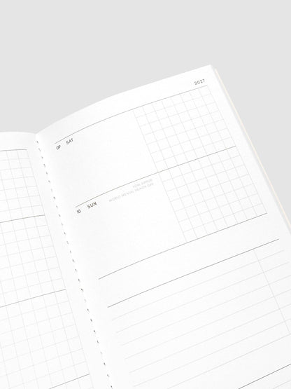 Cloth & Paper - 2027 Dated Travel Notebook Set - Weekly Horizontal - A5 Slim