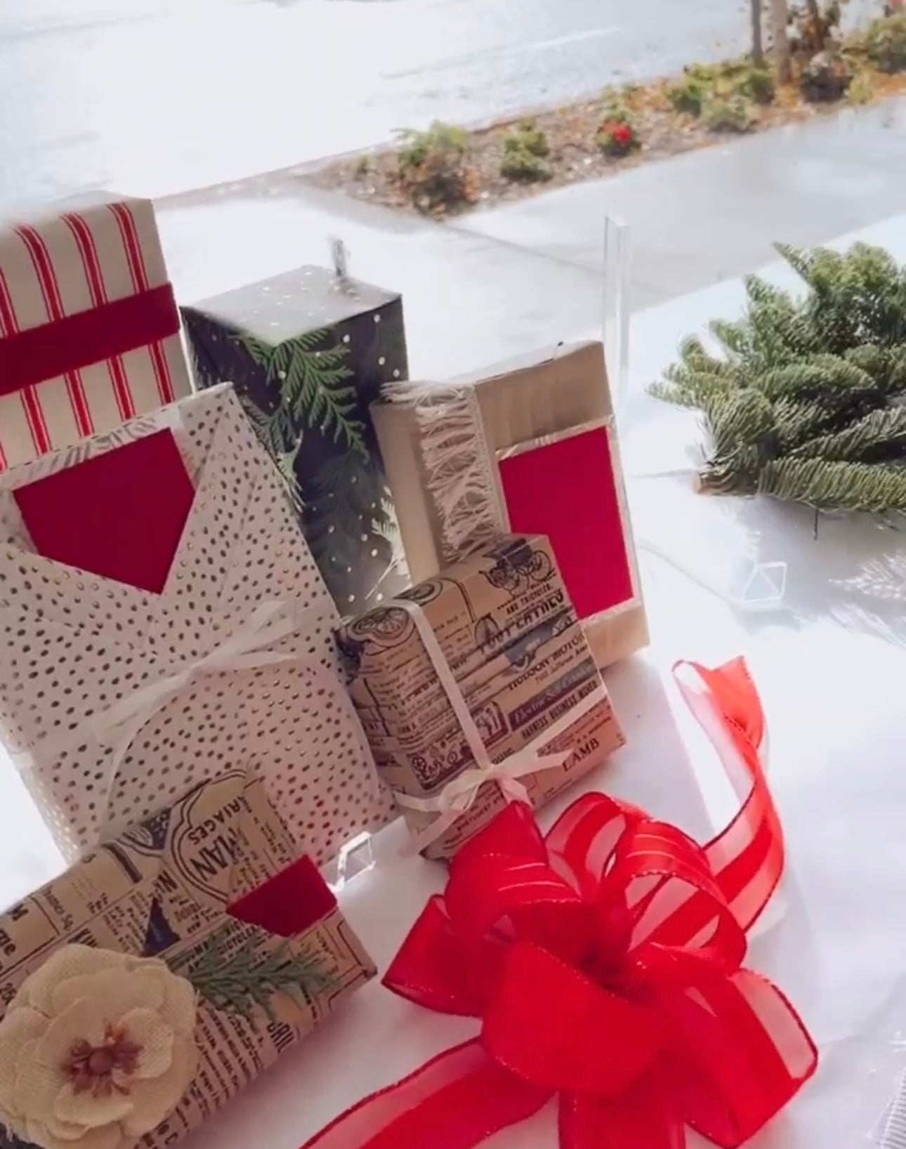 Gift Wrapping Workshop - 12/10 at 3pm