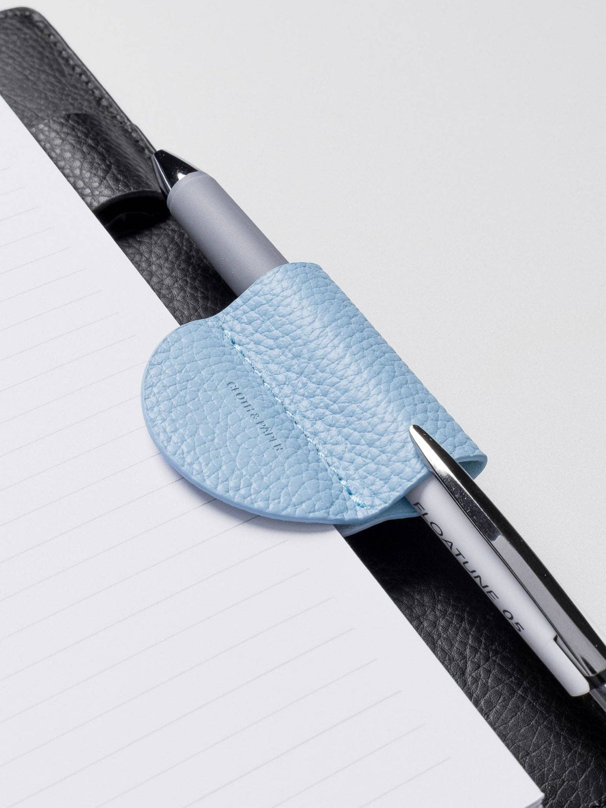 Cloth & Paper - Magnetic Bookmark Pen Holder - Leather