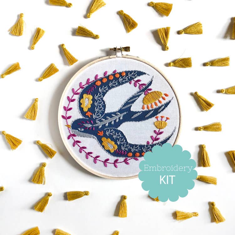 Rikrack - Swallow Embroidery Kit