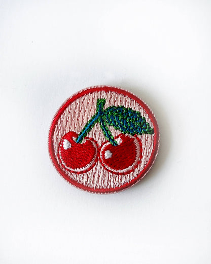 Rikrack - Cherries Embroidery Needle Minder