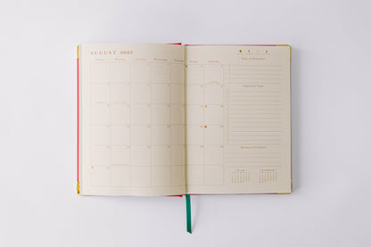 Good Juju Ink - 2026 Tulip Blind Embossed 17-Month Medium Bound Planner
