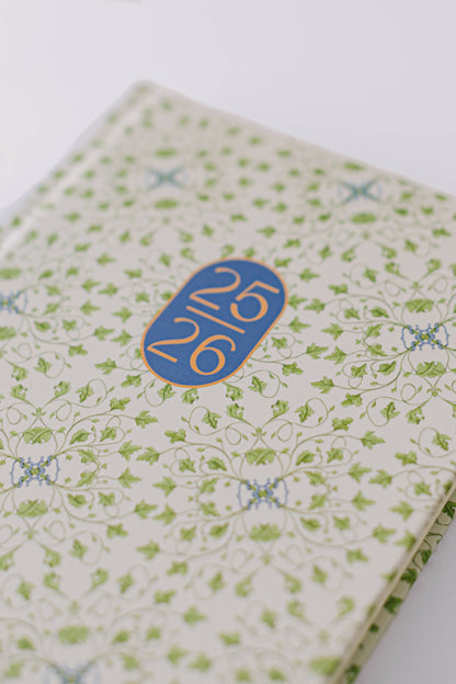 Good Juju Ink - 2026 Vine Pattern 17-Month Medium Bound Planner
