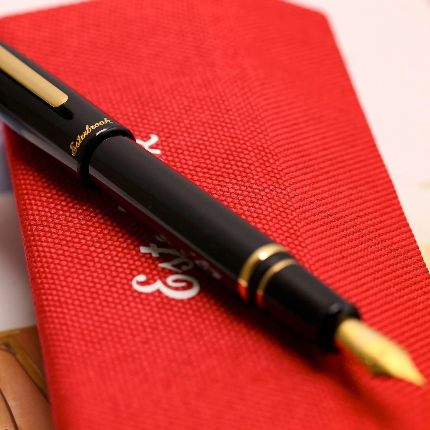 Esterbrook Pens - Estie Fountain Pen - Ebony Black
