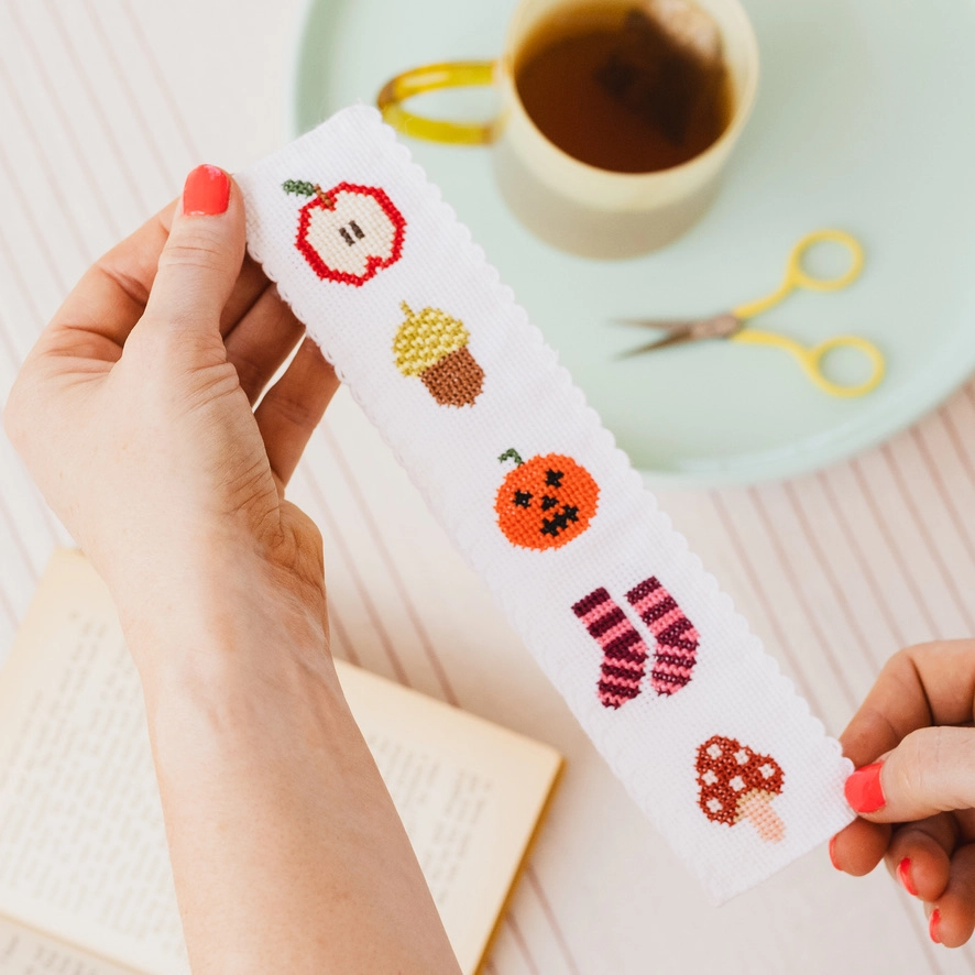 Cotton Clara - Autumn/Halloween Cross Stitch Bookmark Kit