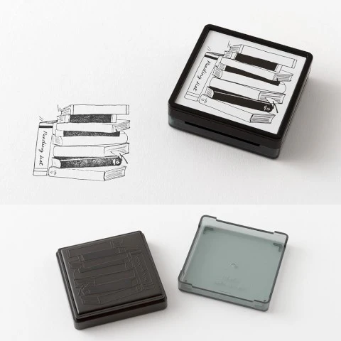 Midori - Paintable Pre-Inked Stamp - Reading List