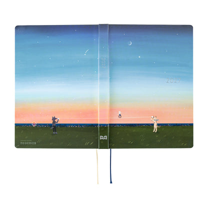 Hobonichi - Techo HON 2027 - A5 Hiroko Kubota: String Telephone Until the Moon is Full