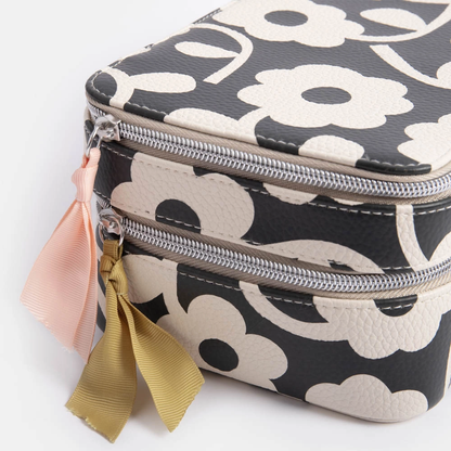 Caroline Gardner Charcoal Mono Flower Organizer