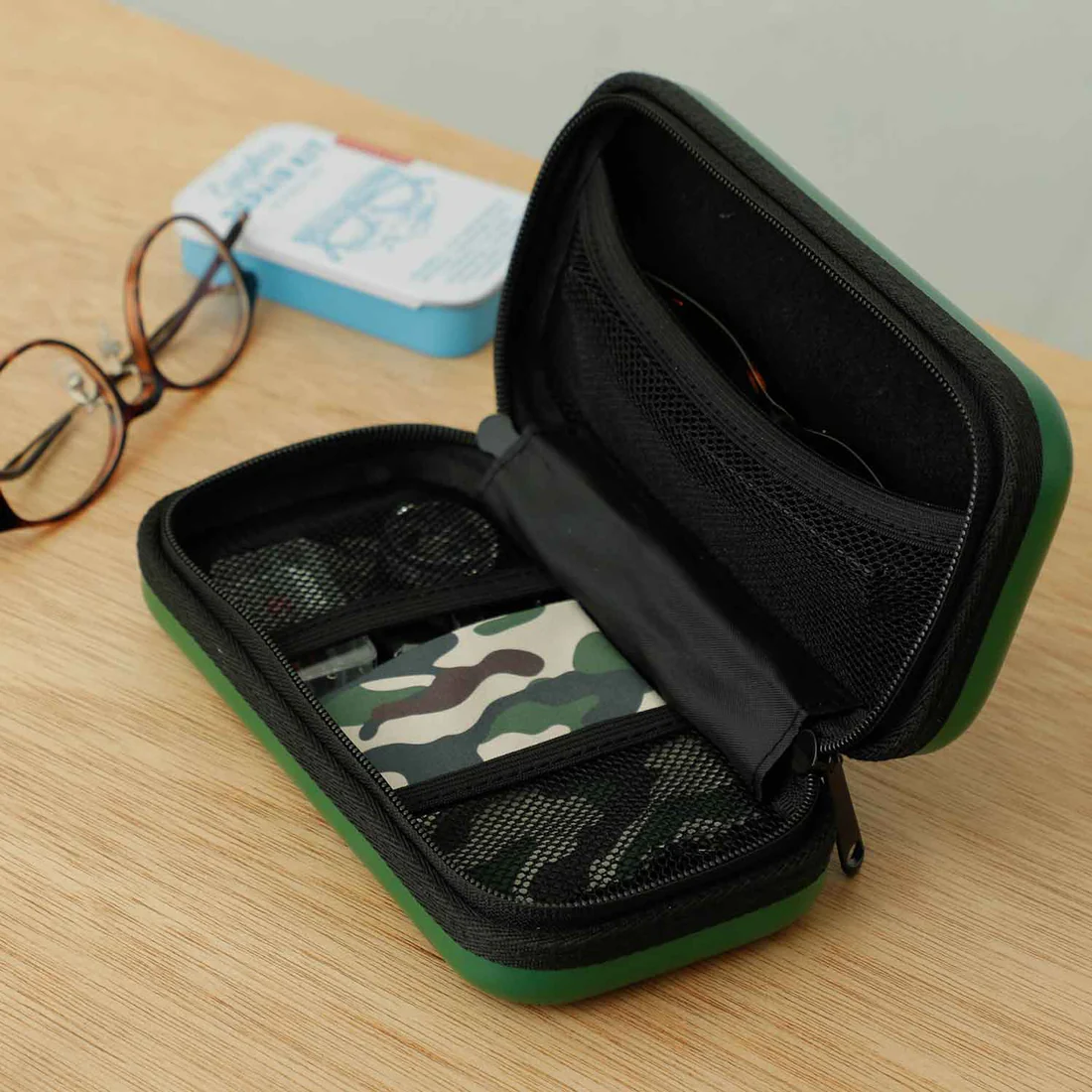 Nähe - Hard Shell Case - Small